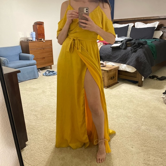 Lulus mustard yellow formal gown “moriah” - Picture 3 of 6